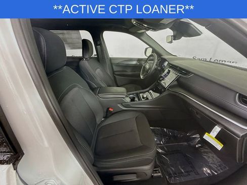 New 2025 Jeep Grand Cherokee L Laredo w/ Luxury Tech Group I image 29