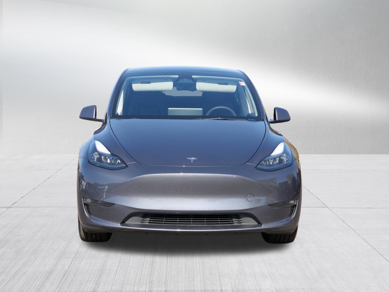 Used 2023 Tesla Model Y Long Range AWD/4WD image 2