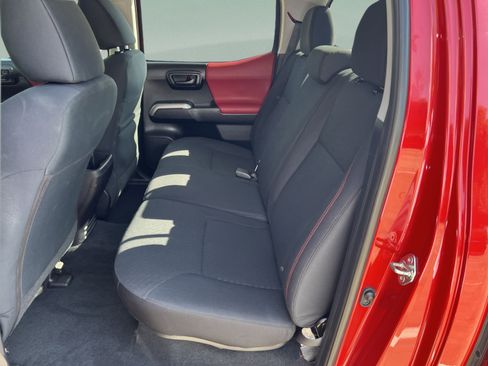 Used 2021 Toyota Tacoma SR5 RWD image 22