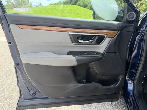 Used 2019 Honda CR-V EX image 10