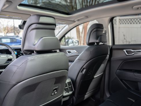 New 2026 Kia Sportage EX image 21