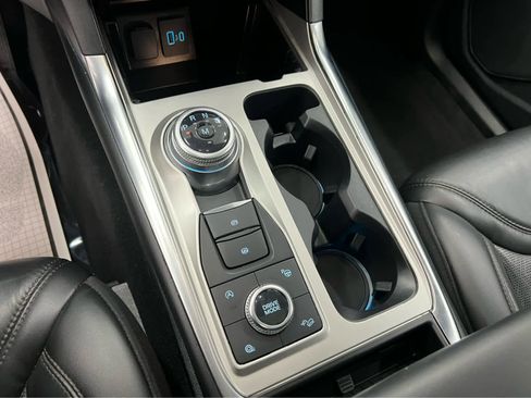 Used 2021 Ford Explorer Platinum w/ Equipment Group 601A image 30