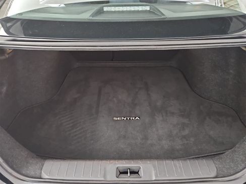 Used 2021 Nissan Sentra SV image 34