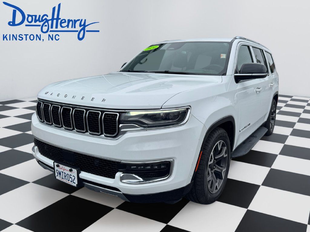 Used 2024 Jeep Wagoneer Series III AWD/4WD image 1