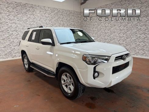 Used 2020 Toyota 4Runner SR5 image 1
