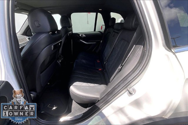 Certified 2024 BMW X5 xDrive40i w/ Parking Assistance Package AWD/4WD image 25