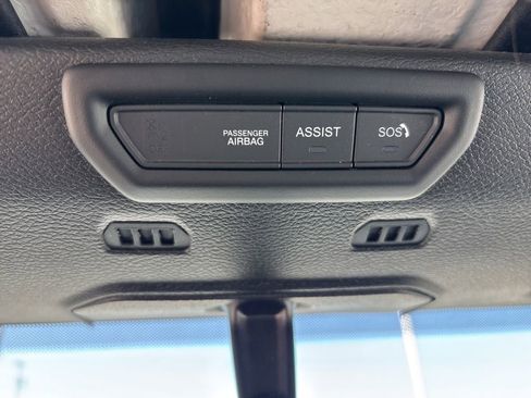 Used 2023 Jeep Wrangler Sport image 22