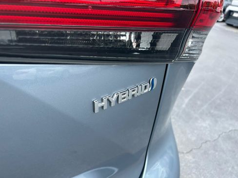 Used 2023 Toyota Highlander XLE AWD/4WD image 33