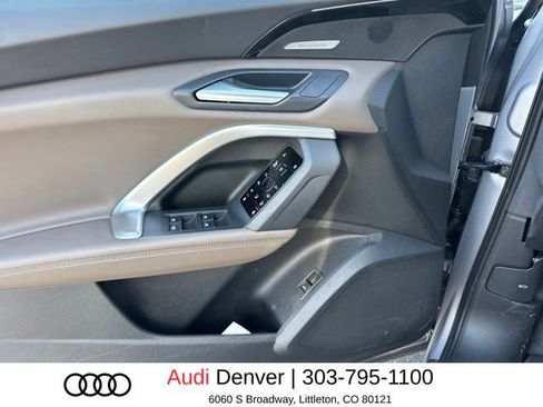 Used 2025 Audi Q5 Premium Plus w/ Premium Plus AWD/4WD image 10