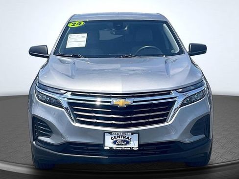 Used 2024 Chevrolet Equinox LS AWD/4WD image 3