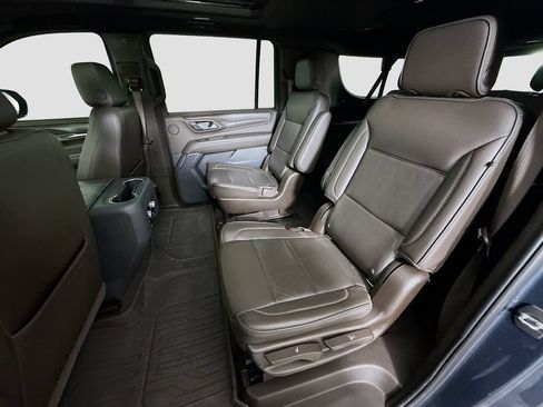 Used 2021 GMC Yukon XL Denali AWD/4WD image 25