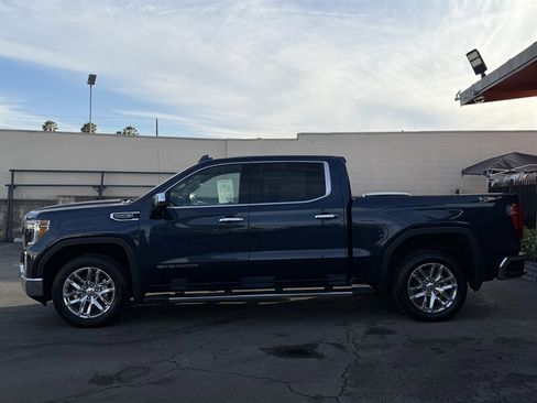 Used 2021 GMC Sierra 1500 SLT w/ SLT Premium Package AWD/4WD image 10