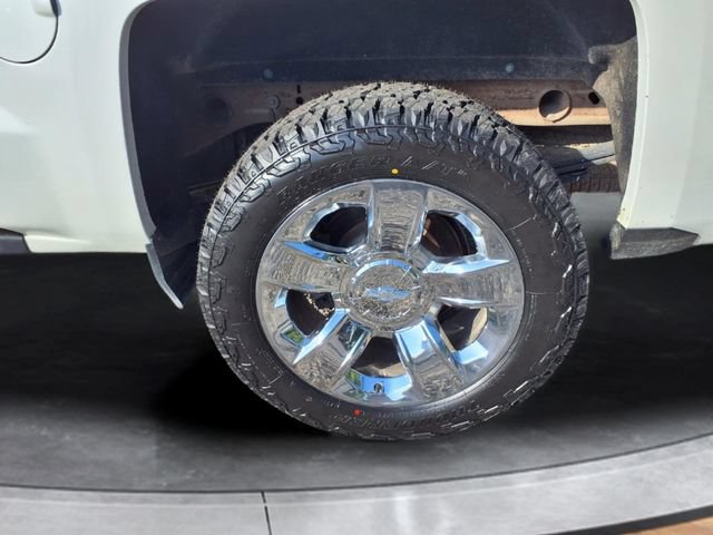 Certified 2018 Chevrolet Silverado 1500 LTZ w/ Sport Package AWD/4WD image 17