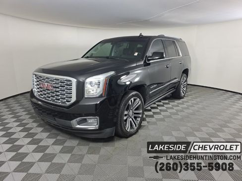 Used 2019 GMC Yukon Denali w/ Denali Ultimate Package image 1