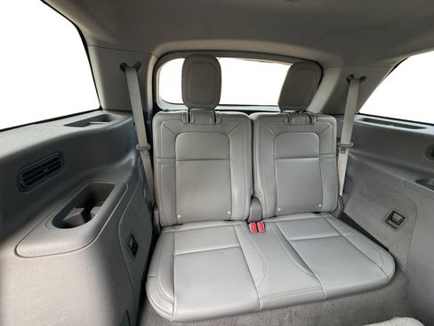 Used 2021 Lincoln Aviator Reserve w/ Elements Package Plus RWD image 22