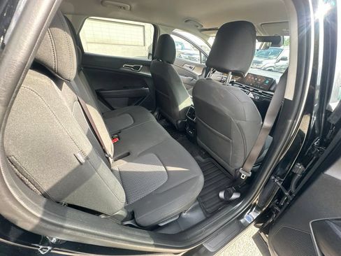 Used 2026 Kia Sportage LX AWD/4WD image 29
