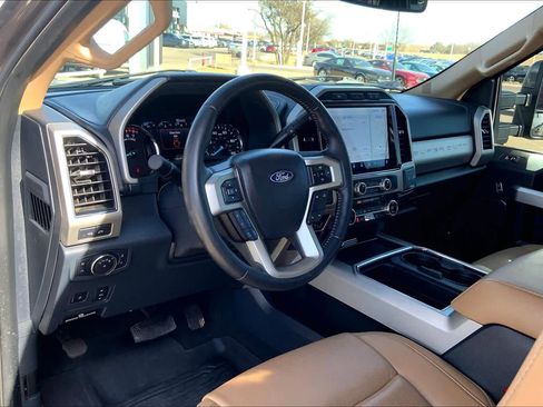 Certified 2022 Ford F250 Lariat w/ Lariat Ultimate Package image 17