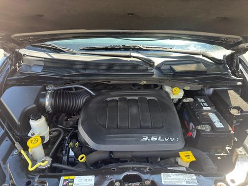 Used 2013 Dodge Grand Caravan SE FWD image 21