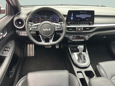 Used 2023 Kia Forte GT-Line w/ GT-Line Premium Package FWD image 10