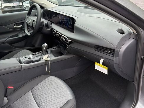 New 2026 Nissan Sentra SV FWD image 27