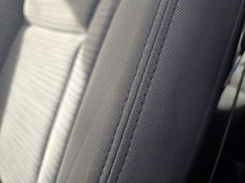 Used 2023 Nissan Rogue SV image 14