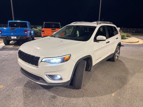 Used 2020 Jeep Cherokee Limited w/ Trailer Tow Group image 6