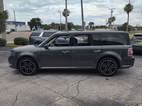Used 2015 Ford Flex Limited w/ Equipment Group 301A FWD image 8