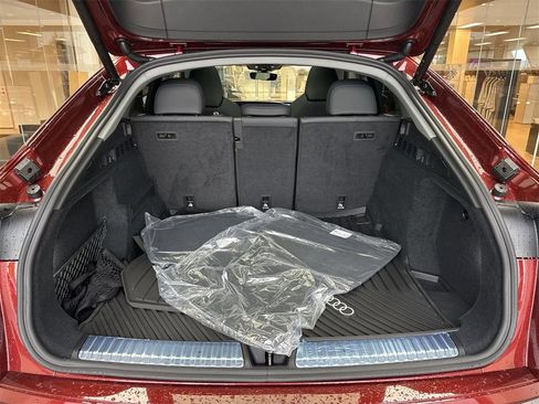 New 2025 Audi Q5 Premium Plus image 26