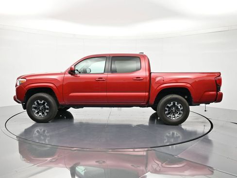 Used 2021 Toyota Tacoma SR w/ SR Convenience Package image 9