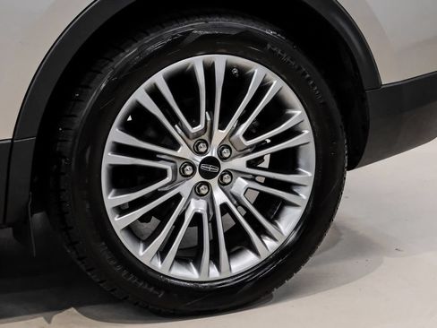 Used 2017 Lincoln MKX Reserve w/ Lincoln MKX Climate Package FWD image 53