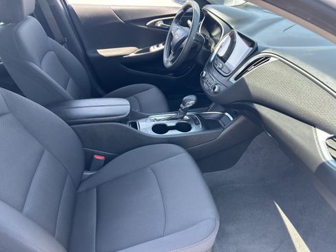 Certified 2024 Chevrolet Malibu LT FWD image 11
