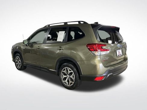 Certified 2024 Subaru Forester Premium image 4