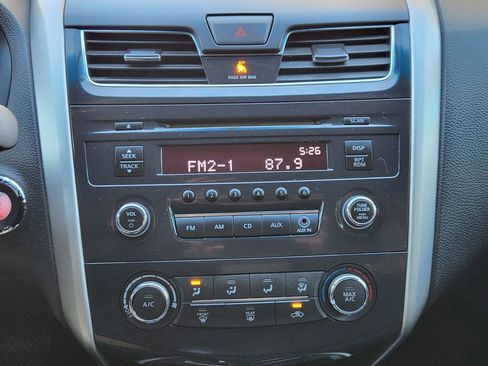 Used 2015 Nissan Altima 2.5 S w/ Power Driver Seat Package image 16