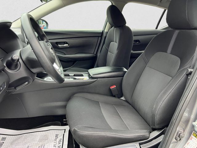 Used 2024 Nissan Sentra SV FWD image 9