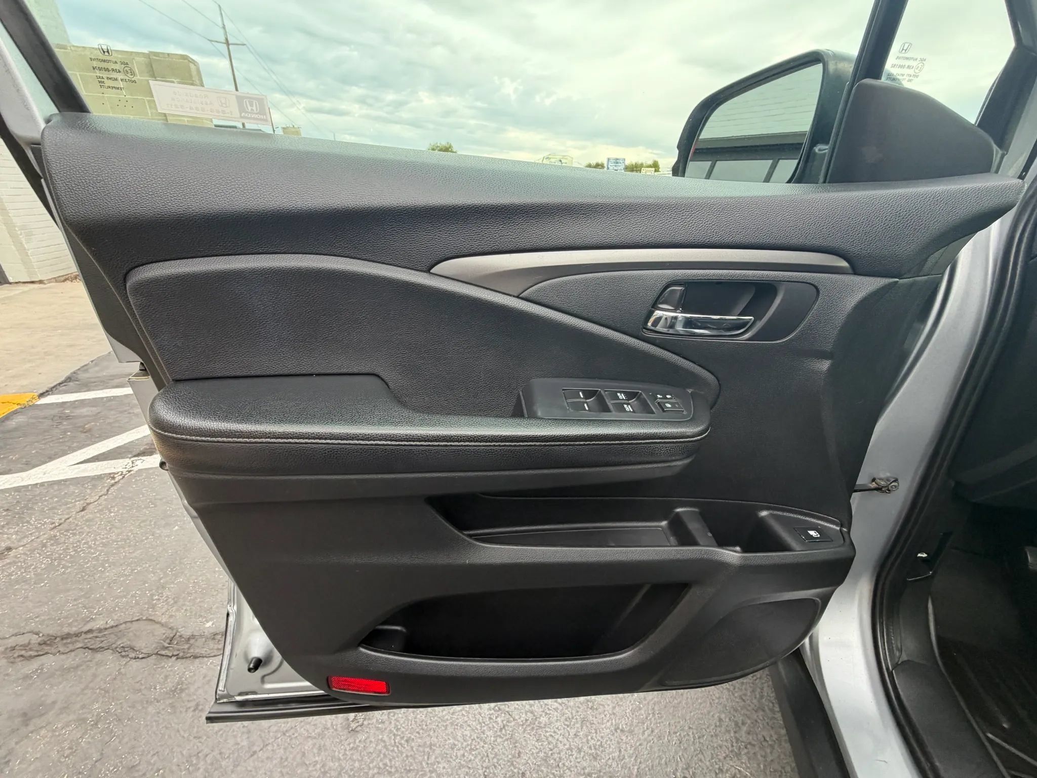 Used 2019 Honda Ridgeline RT image 12