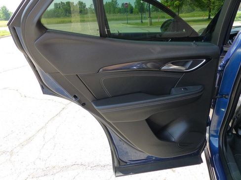 Used 2022 Buick Envision Preferred image 34