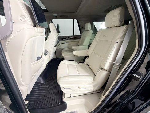 Used 2024 Cadillac Escalade Sport Platinum image 26