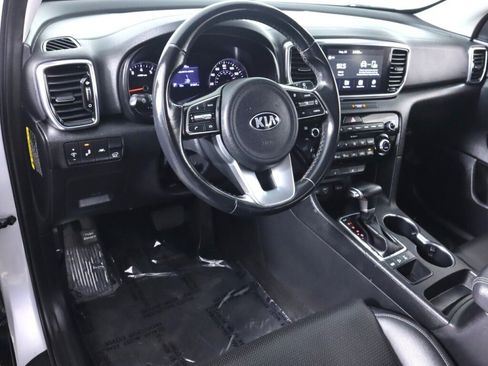 Used 2022 Kia Sportage EX AWD/4WD image 9