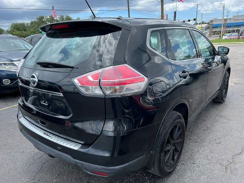 Used 2016 Nissan Rogue S FWD image 5