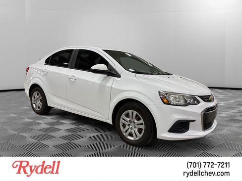 Used 2017 Chevrolet Sonic LS FWD image 4