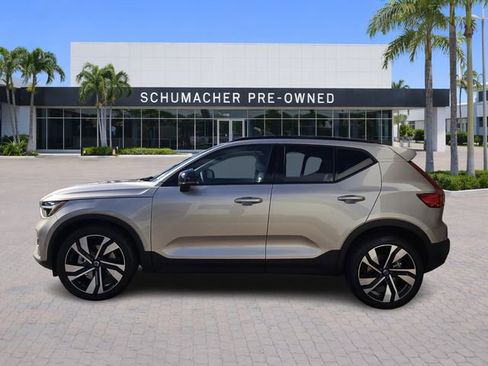 Certified 2023 Volvo XC40 B5 Plus w/ Driver Assist Package image 4