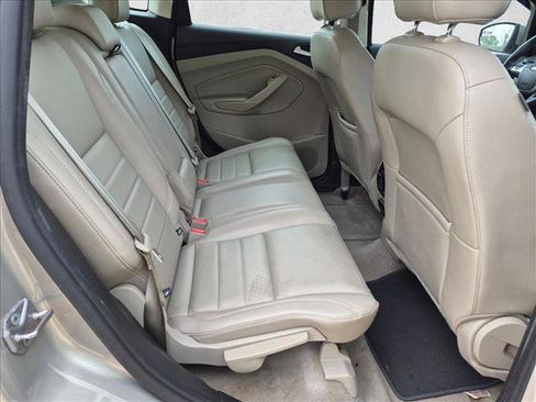 Used 2016 Ford C-MAX SEL w/ Equipment Group 302A FWD image 17