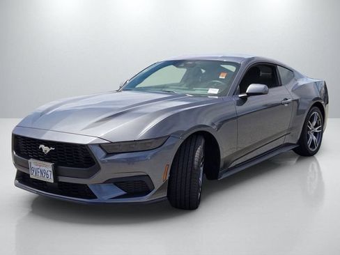 Used 2025 Ford Mustang Coupe w/ Wheel & Stripe Package RWD image 8