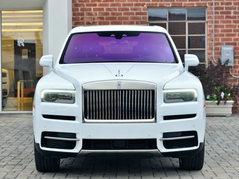 Certified 2023 Rolls-Royce Cullinan w/ Technology Package AWD/4WD image 5