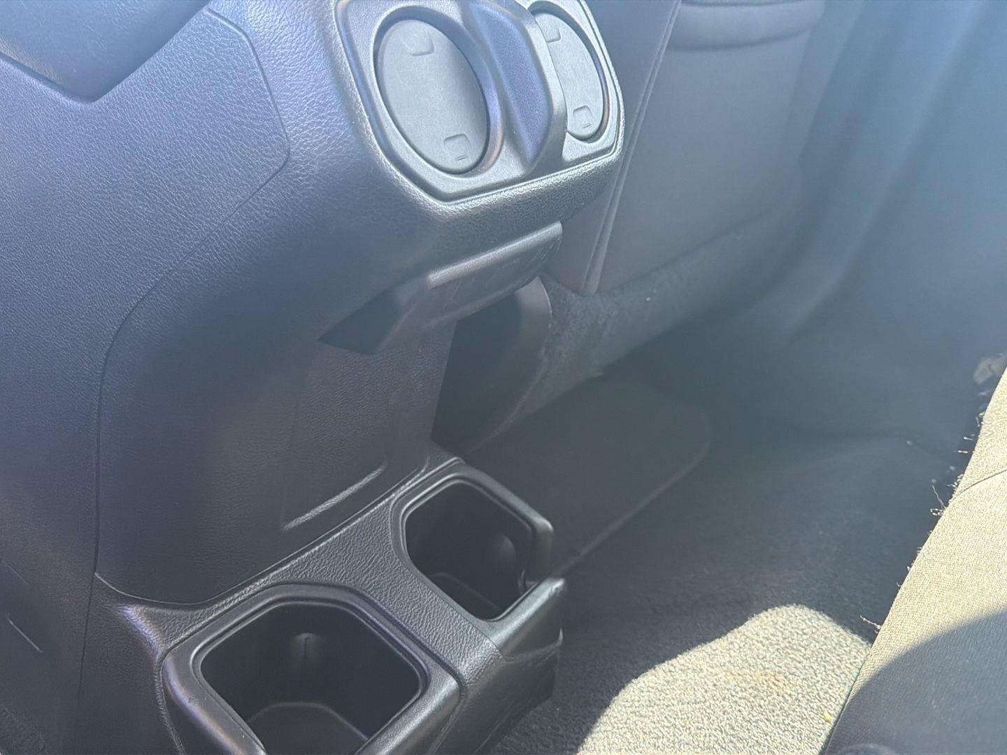Used 2018 Jeep Wrangler Sport AWD/4WD image 22