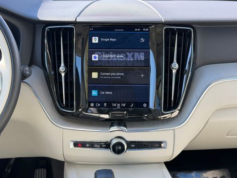 Certified 2023 Volvo XC60 B5 Plus w/ Protection Package Premier image 13