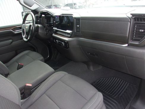 Used 2022 Chevrolet Silverado 1500 LT image 19
