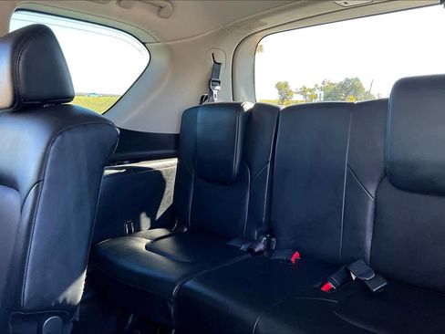 Used 2023 Nissan Armada SL image 34