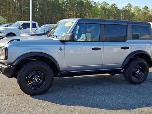 Certified 2023 Ford Bronco Black Diamond AWD/4WD image 4