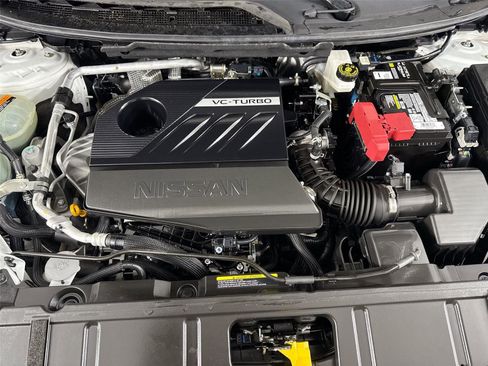 Used 2023 Nissan Rogue SV FWD image 41